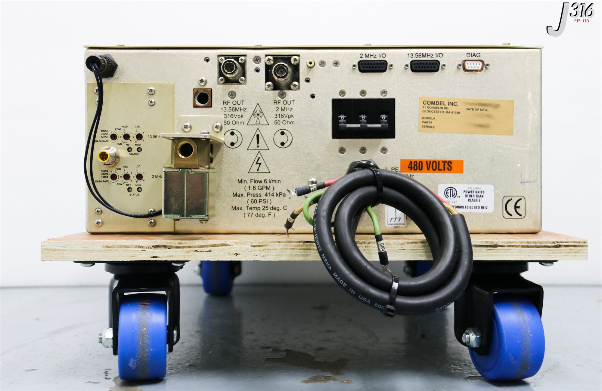 32483 COMDEL 13.56/2 MHZ DUAL RF GENERATOR, P/N: FP5320R1, AMAT
